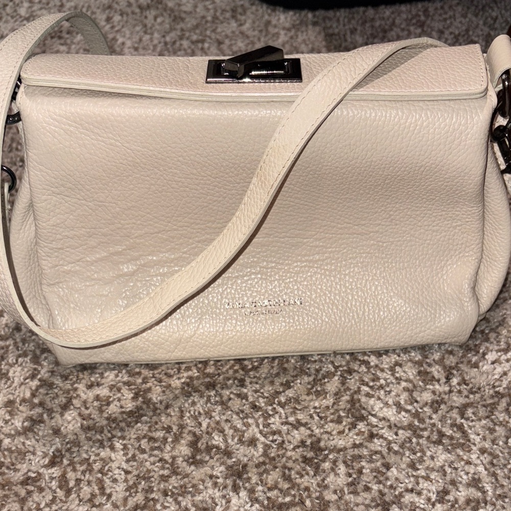 Viola Castellani Off-White Leather Shoulder Bag